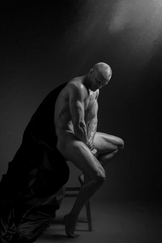 Fallen Hero фото превью