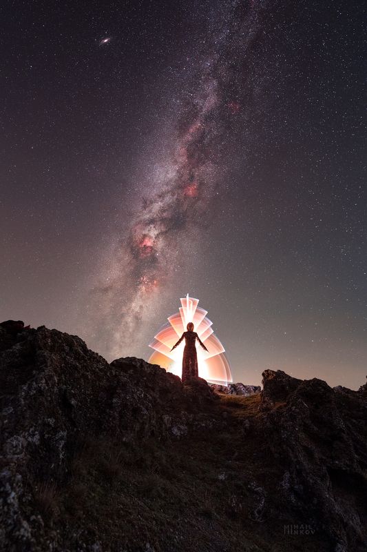 Playing with light фото превью