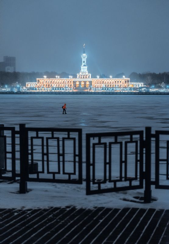 ночь, Москва, зима, winter, Речной Вокзал, канал имени Москвы, Новый год, new year, moscow  Вид на Речной вокзал с парка Северное Тушино фото превью