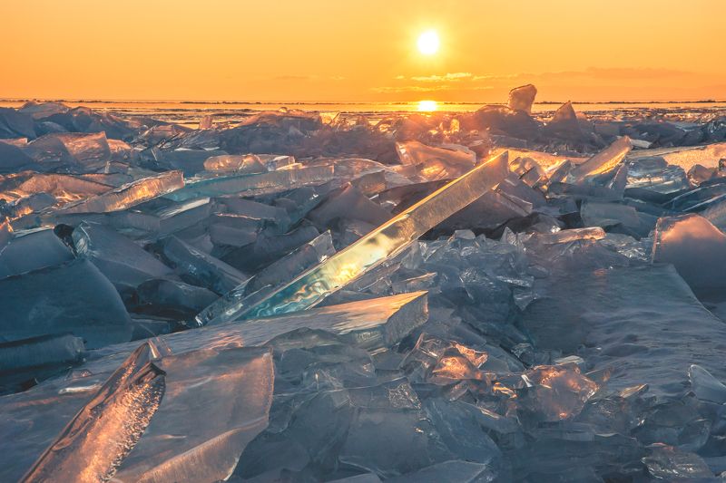 Байкальские торосы. Рассвет фото превью