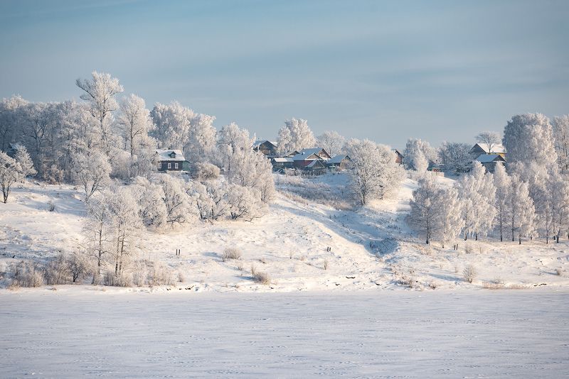 тутаев романов-борисоглебск зима волга домики д Домики на берегу Волги фото превью