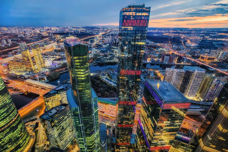 москва, вечер, сити, высотки, высота,89 этаж Высотная Москва фото превью
