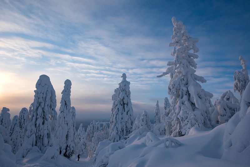Среди снежных великанов фото превью