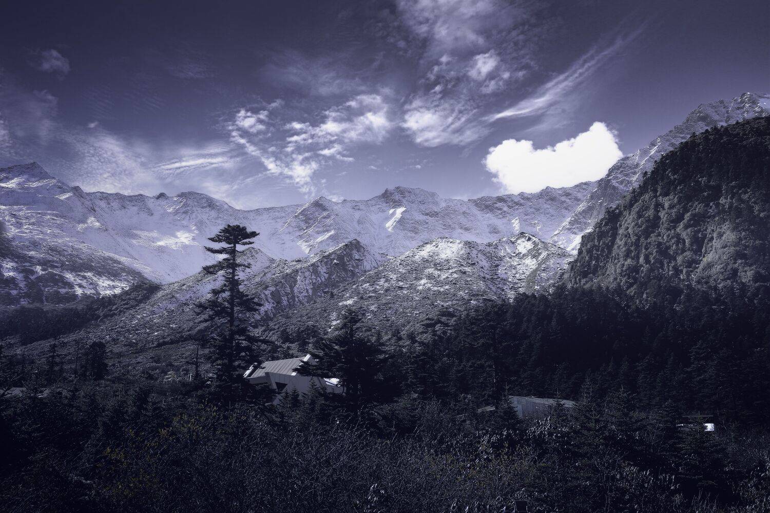 川藏线雪山, 吴 微雨墨烟鸿
