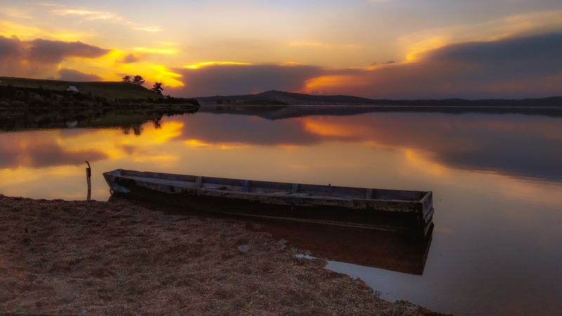 Вечер на озере Ургун фото превью
