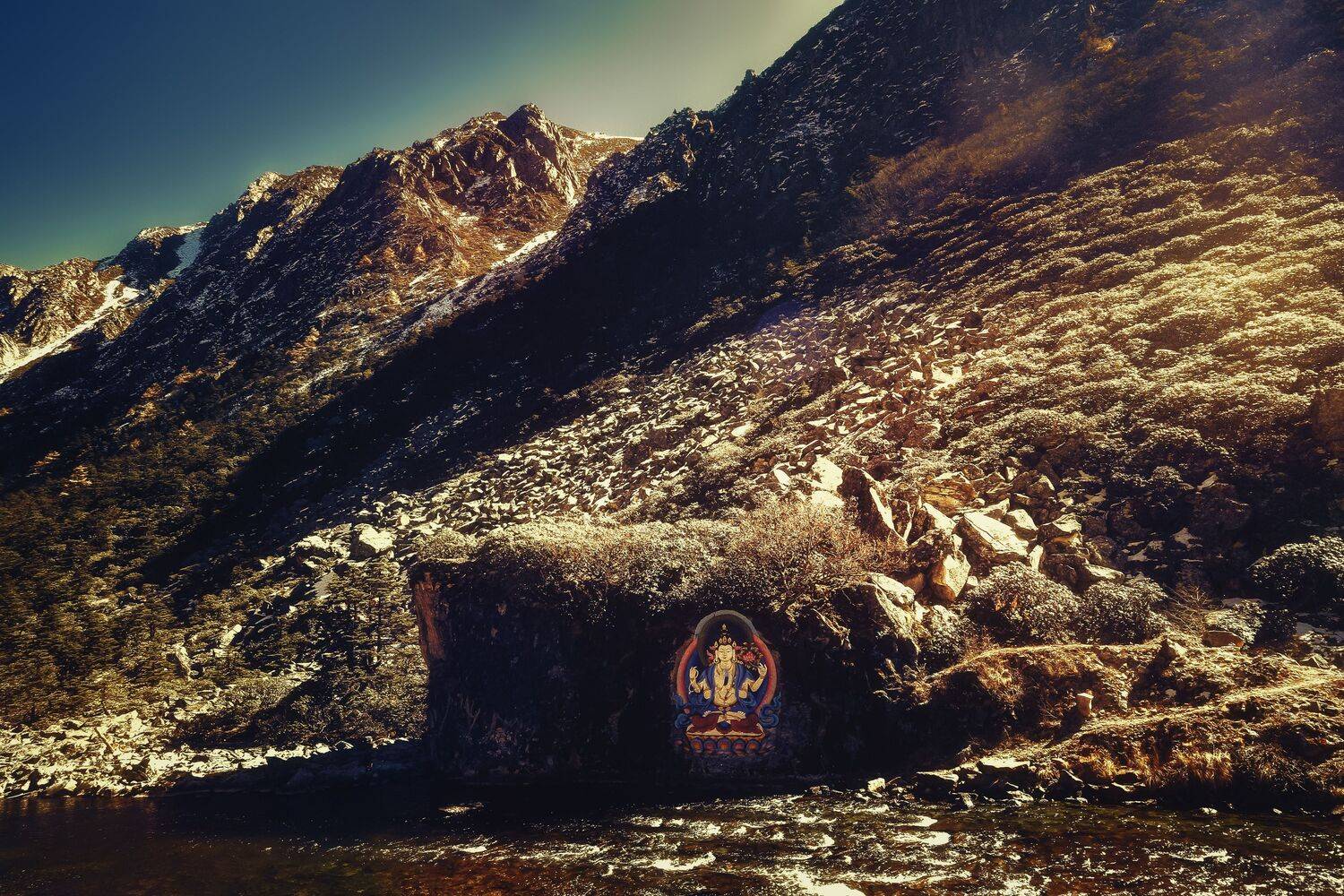 川藏线山之魂, 吴 微雨墨烟鸿