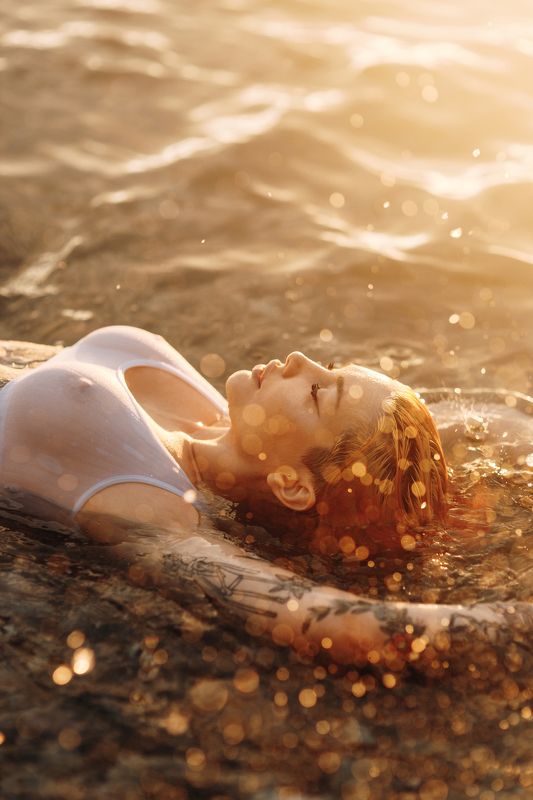 portrait, woman, beauty, sexy, sunset, sea Кристина фото превью