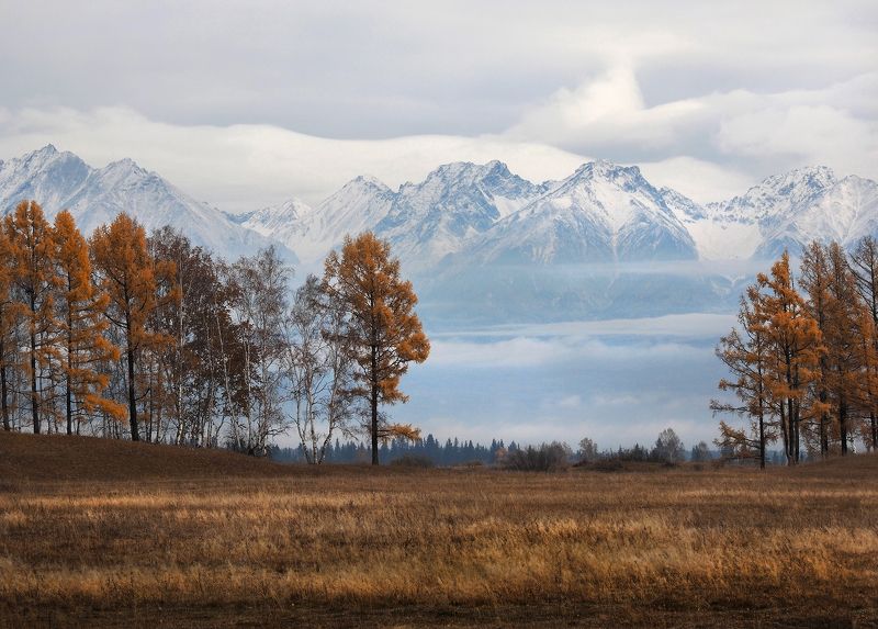 Осенним утром в Тункинской долине фото превью