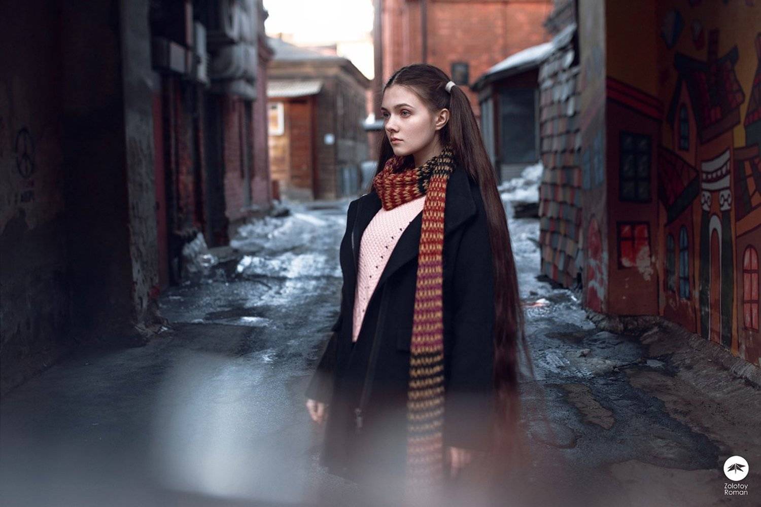 1Ds, 45ts-e, Bokeh, MarkIII, Tilt, Арка, Арт, Боке, Вечер, Волосы, Девушка, Длинноволосая, Длинные, Тилт-шифт, Улица, Цвет, Шарф, Роман Золотой