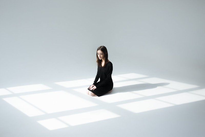 White фото превью