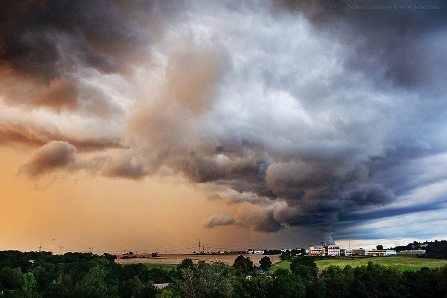 Clouds, Тигран Лорсабян