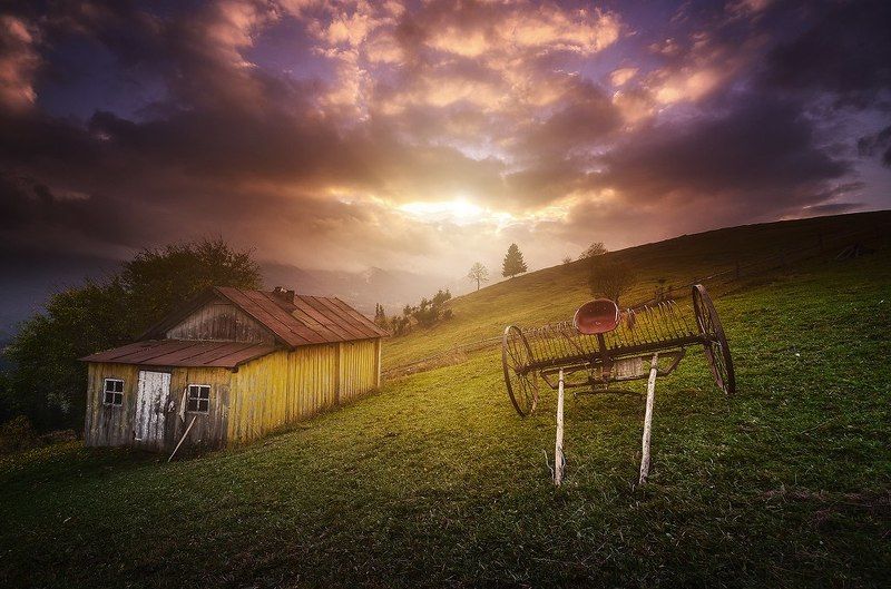 Теплый октябрьский вечер фото превью