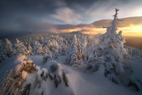 Играет свет над Таганаем...