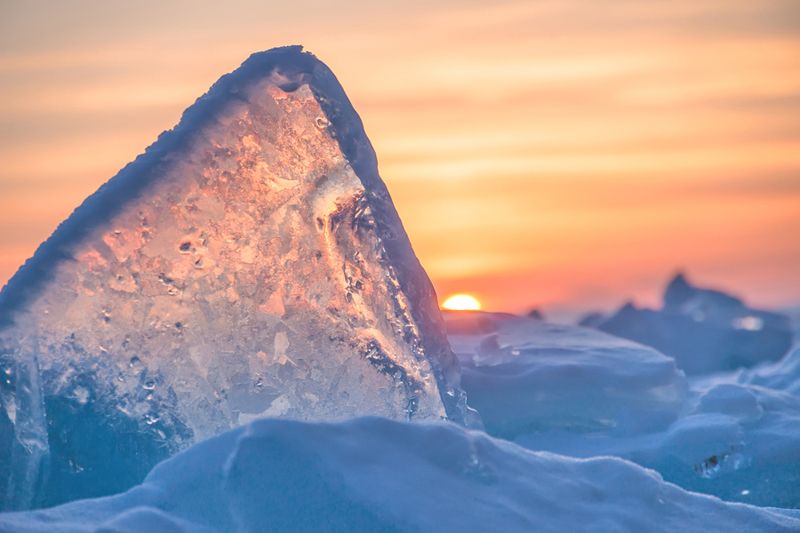 Морозное утро на Байкале фото превью