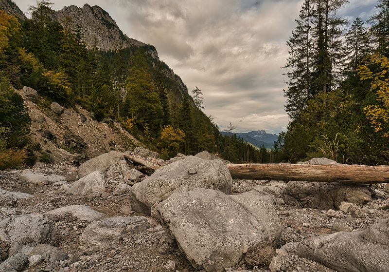 Горный обвал фото превью