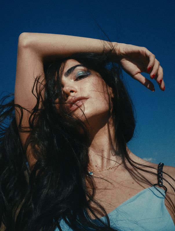 Niloufar фото превью