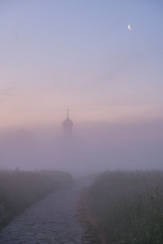 покрова на нерли,храм,утро,лето,туман,рассвет,сумерки,месяц,луна,июнь,церковь Покрова на Нерли фото превью
