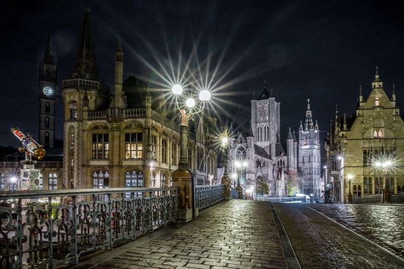 Rain in Ghent at night фото превью