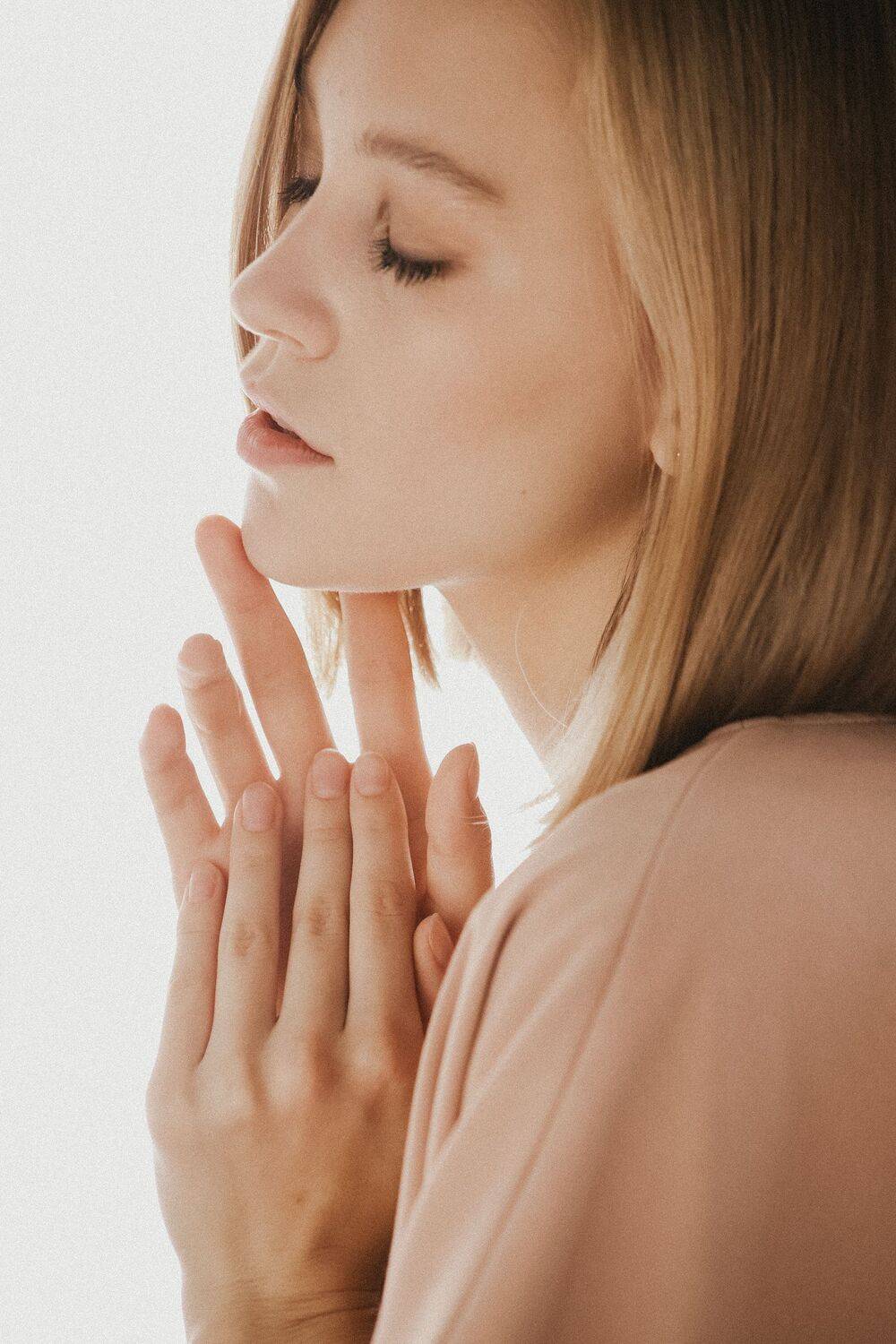 женский портрет, Элина Ларченкова