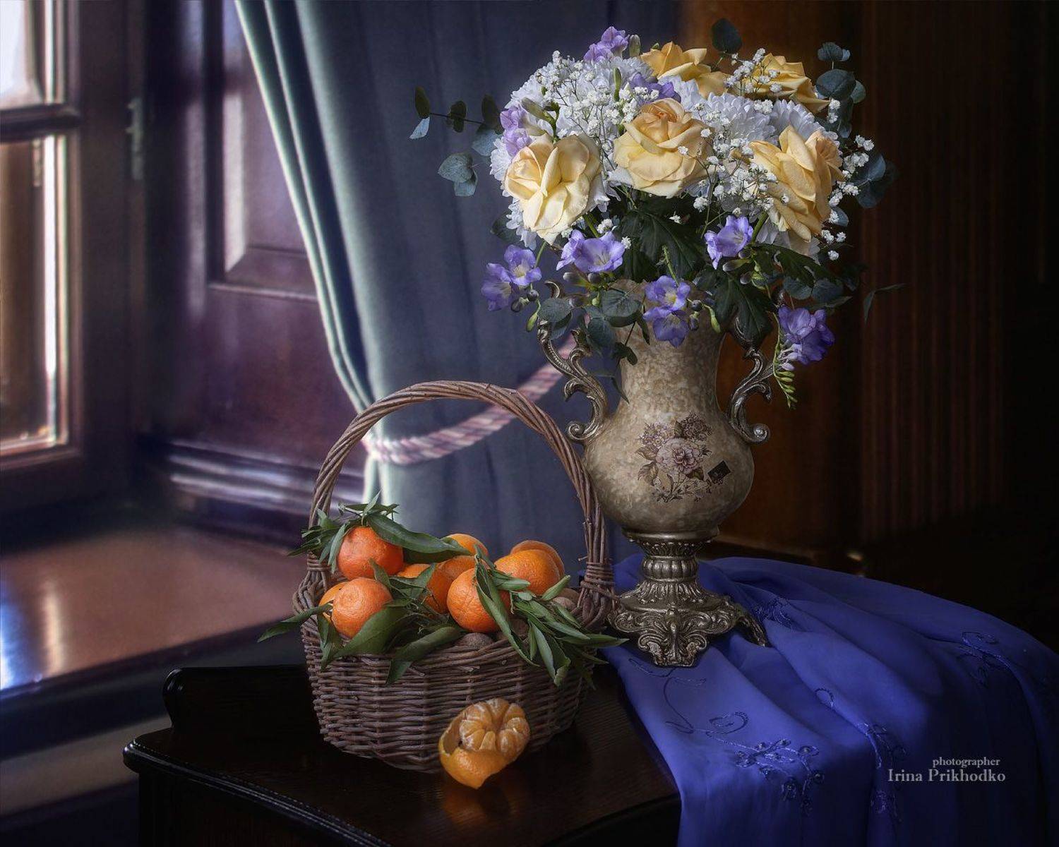 натюрморт, цветы, букеты, мандарины, фрукты, Приходько Ирина