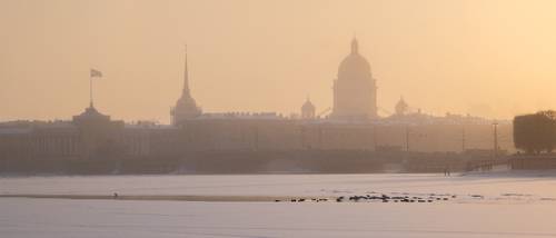 Исаакий в снежной дымке