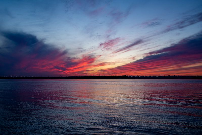 Алый закат уходящего лета фото превью