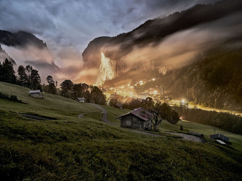 Switzerland phase one medium format lauterbrunnen waterfall nighscape landscape photography cabin phase one iq4 150 mpix phase one xt Fire in the night фото превью