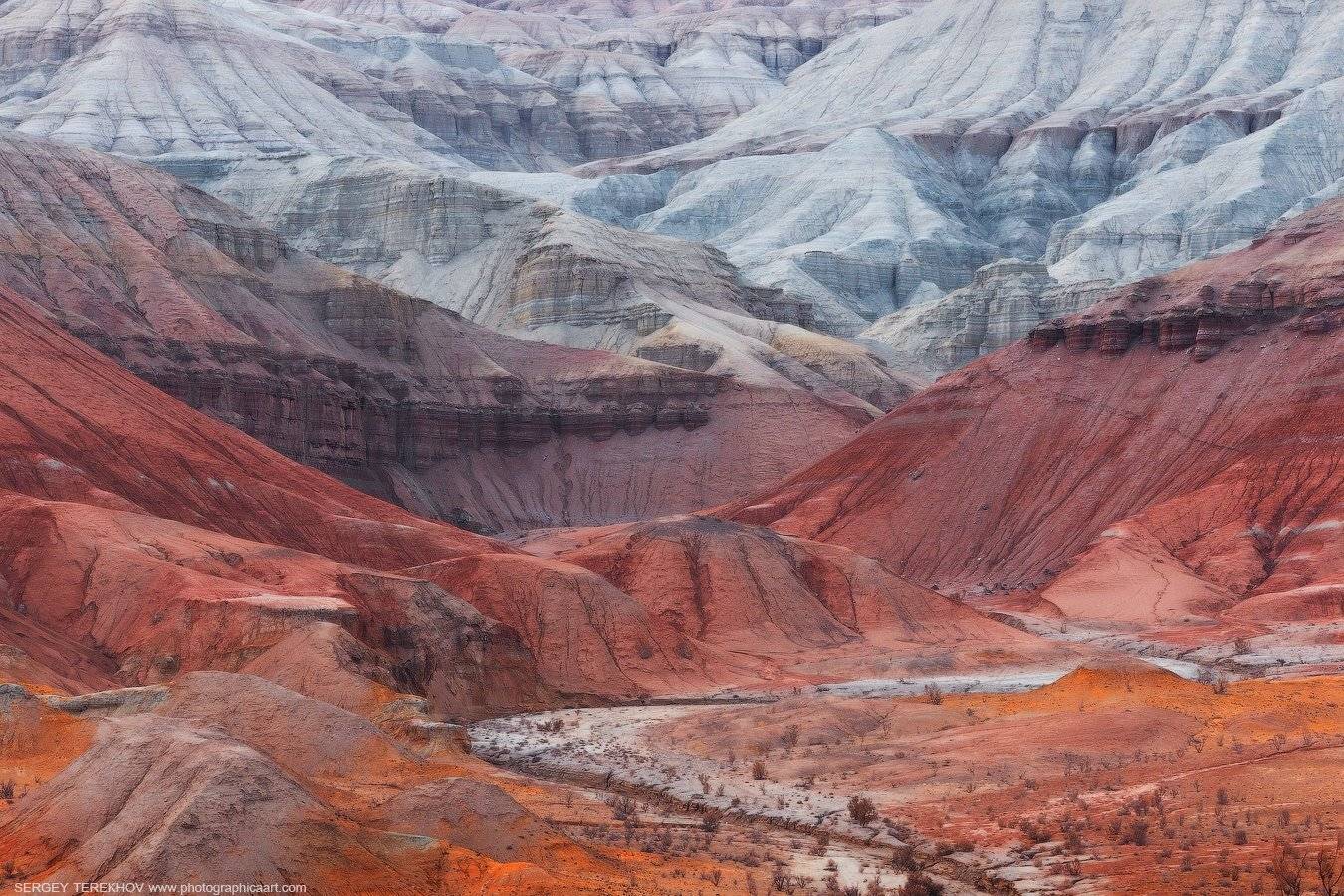 Горы Актау,, Казахстан, Национальный парк Алтын-Емель, Сергей Терехов