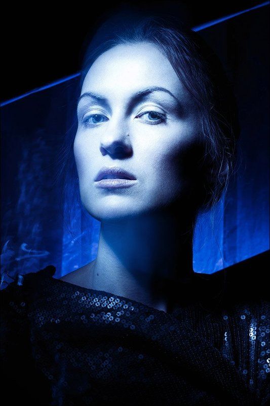 девушка, студия, свет, смешанный свет, псков, портрет, глаза, цвет, длинная выдержка, light, studio, girl, portrait, color J фото превью