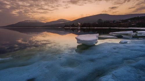 Колвица в мае