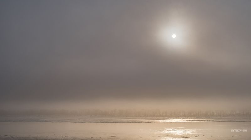 туман, волга, река, зима, замерзший, солнце, восход, лес, побережье, зимний, лед, мороз, Зимний рассвет над Волгой фото превью