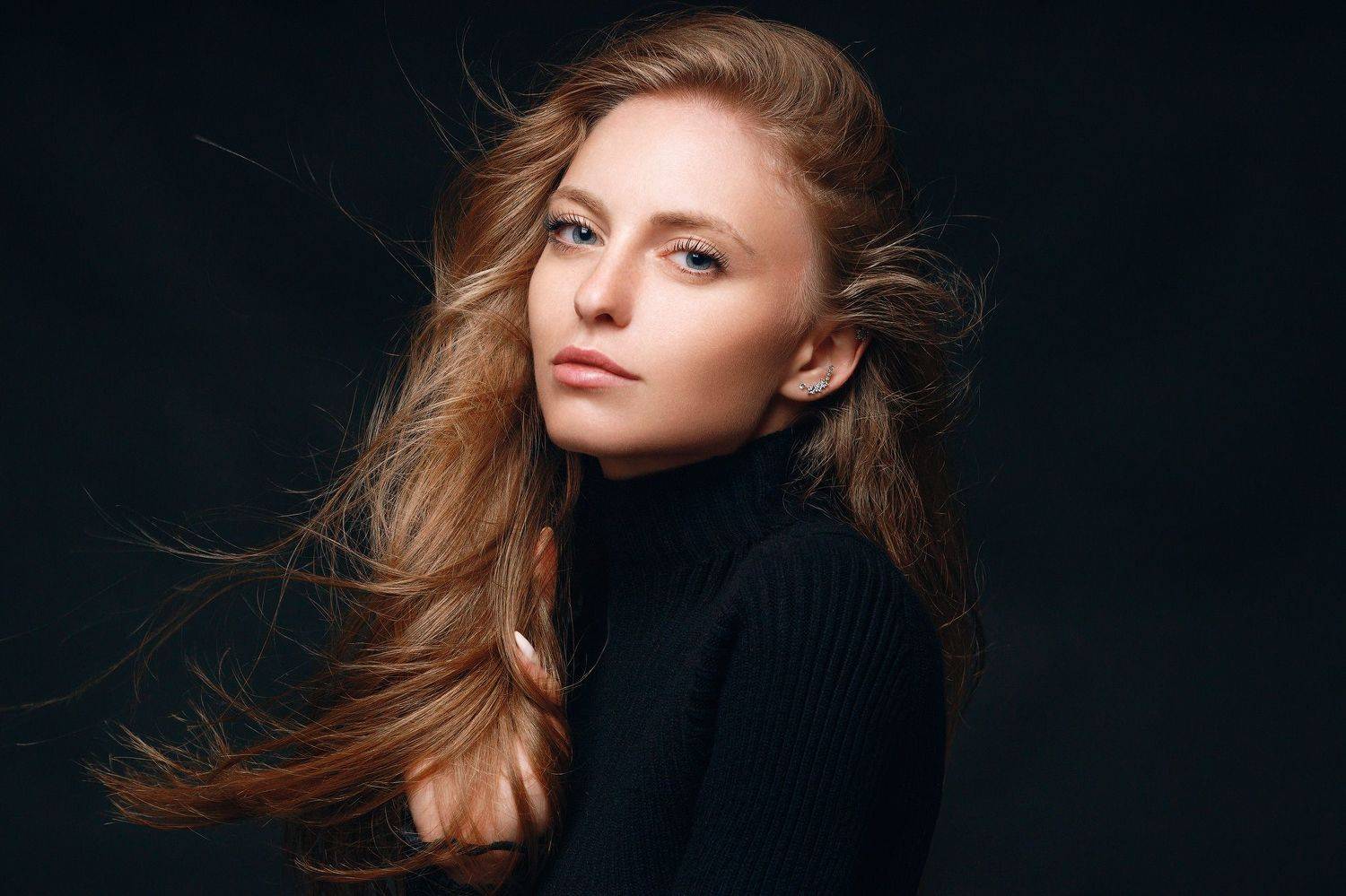 , Деян Романов