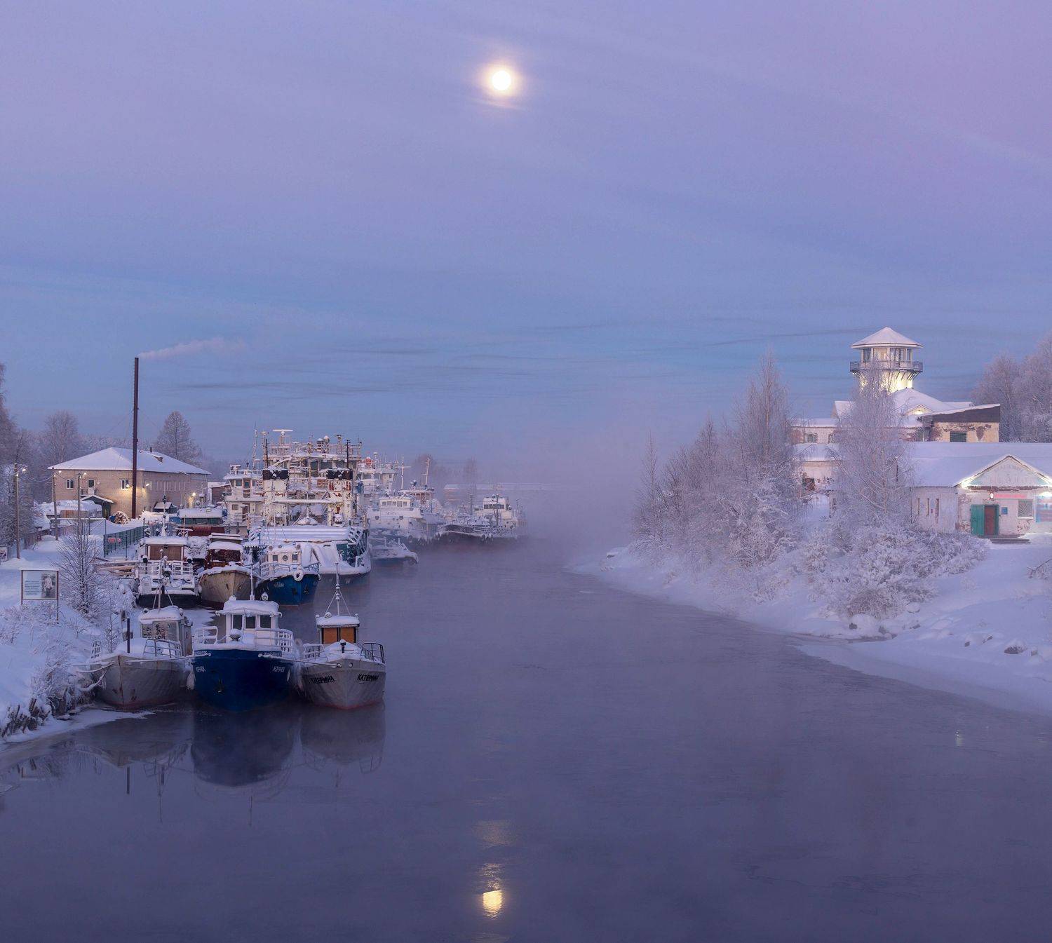 вытегра, луна, мороз, река, порт, корабли, вологодская область, природа, рассвет, сумерки, пейзаж, Павел Ващенков