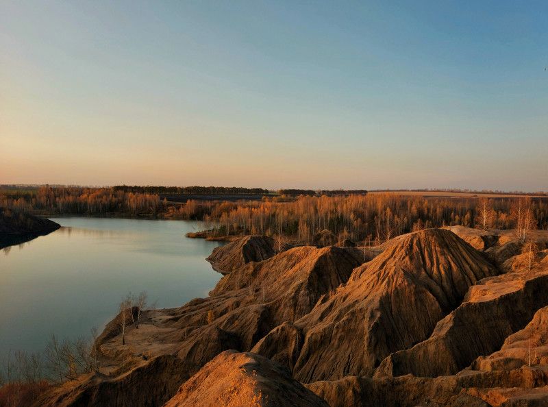 осень, рассвет, террикон, карьер, озеро Осенним утром на карьерах. фото превью