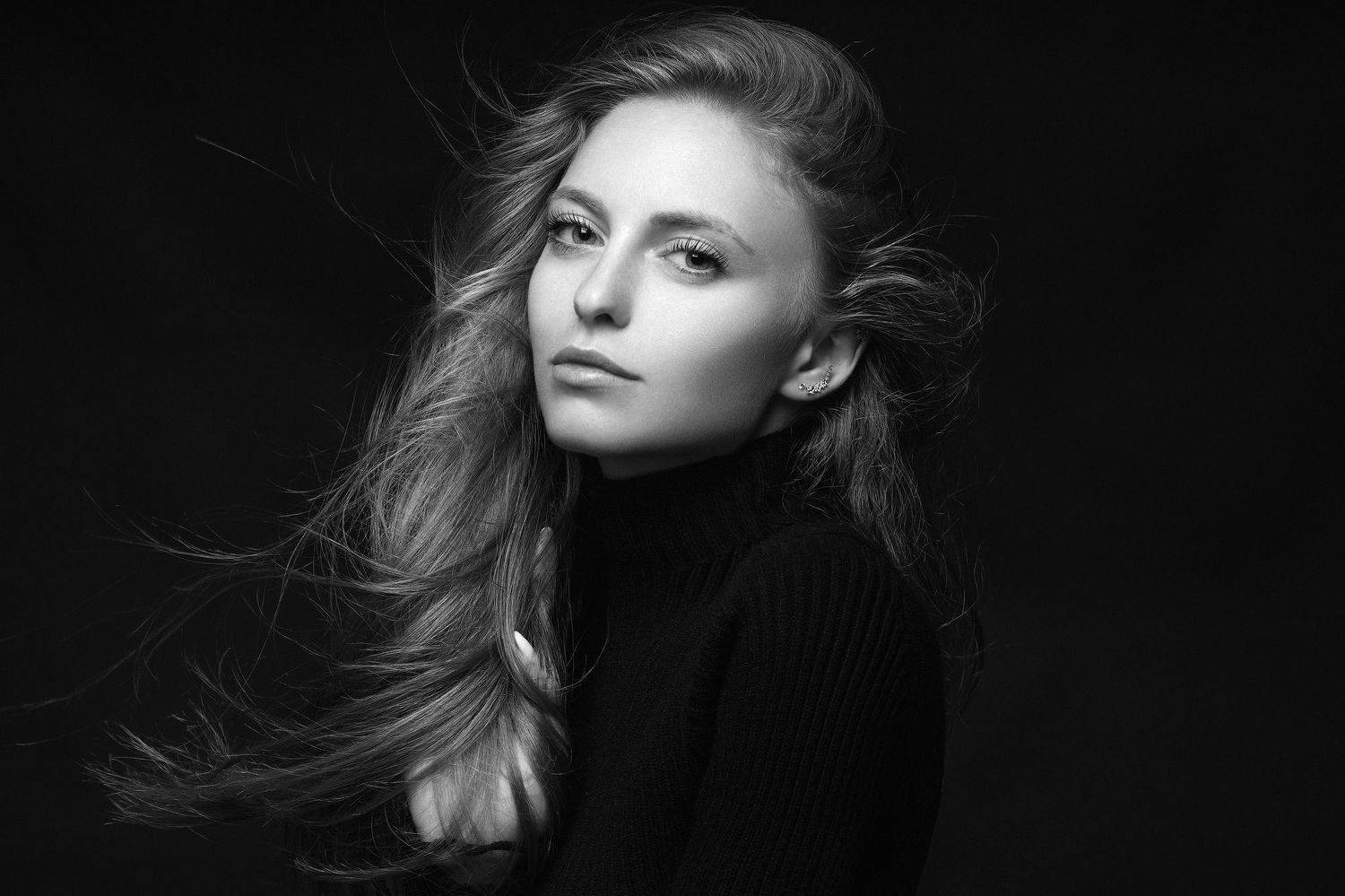 , Деян Романов