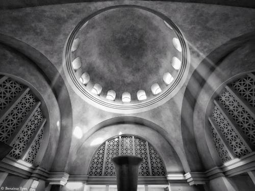 Symmetry dome