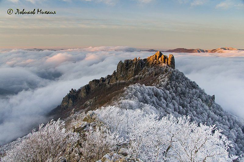 Восход над облаками. фото превью