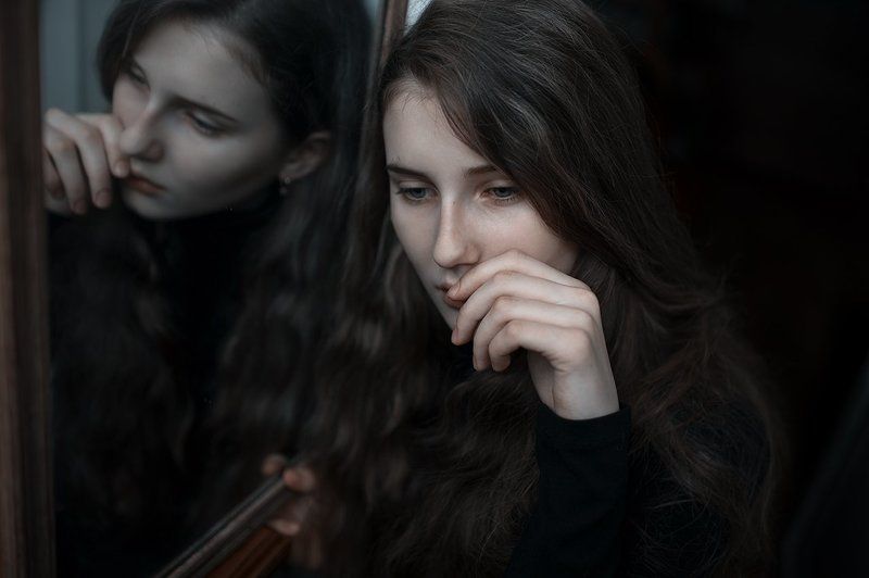35 мм, 35мм, D700, Girl, Nikon, Portrait, Девушка, Зеркало, Настроение, Портрет, Портрет девушки, Портфолио, Сигма 35мм  фото превью