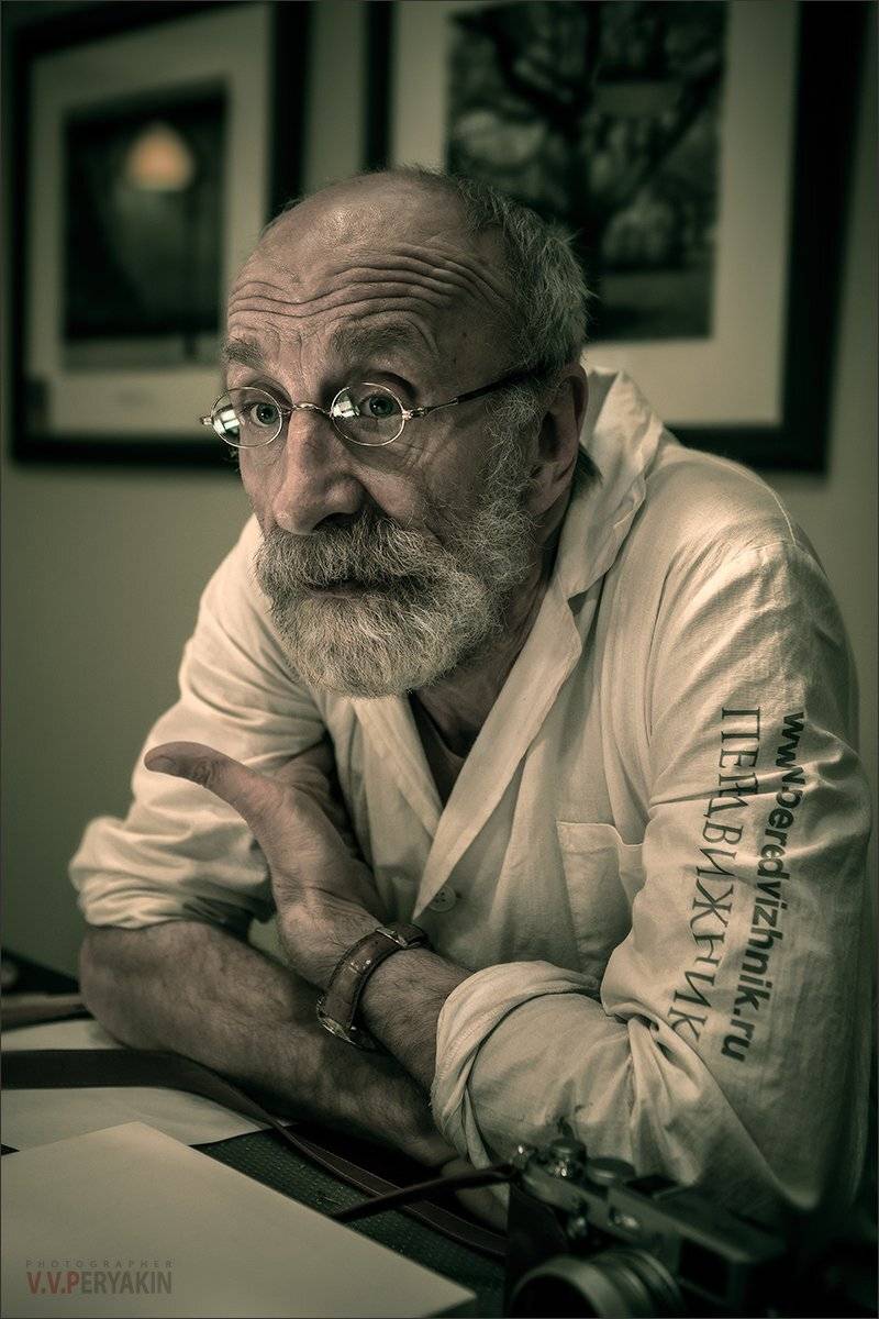 , Виктор Перякин