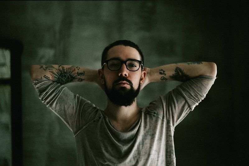 portrait, color, man, портрет, музыкант, цвет, зеленый, мужчина Андрей фото превью