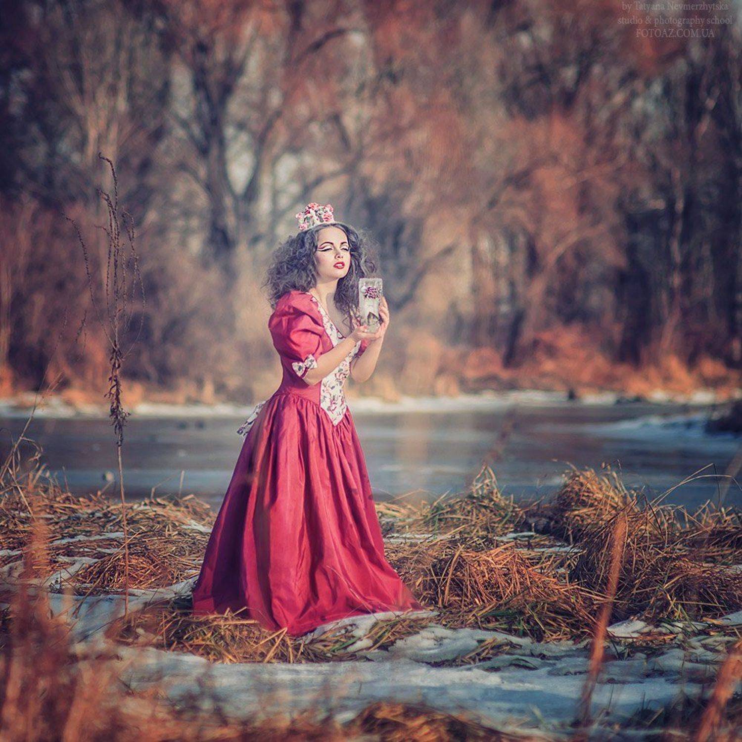 весна, цветы, лед, снег, красное платье, арт, сказка, Невмержицкая Татьяна