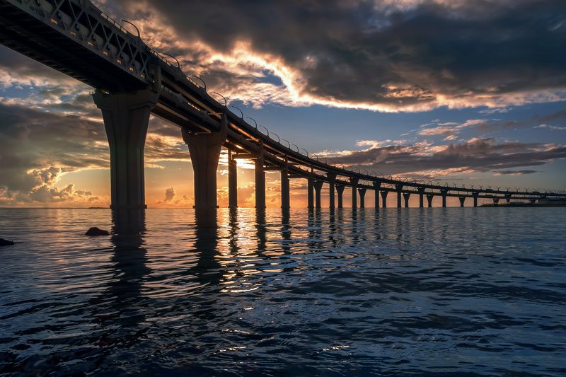 город архитектура залив море вечер мост Мост над Финским заливом фото превью