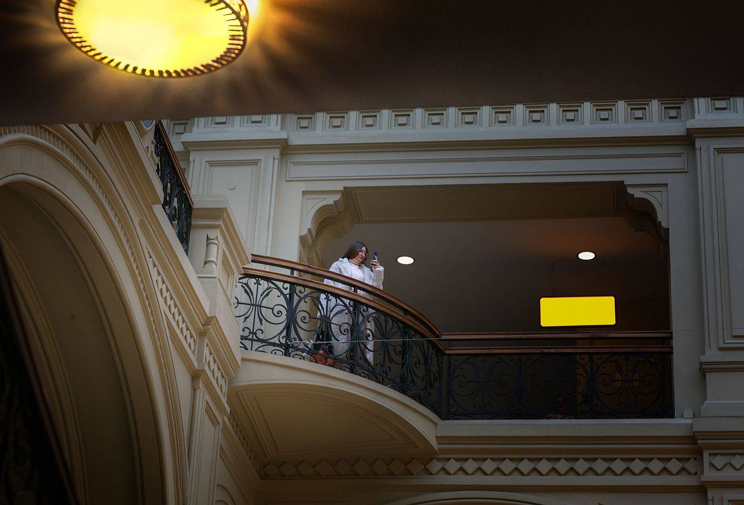 гум, магазин, уличное фото, девушка с апельсинами, Vera Trandina