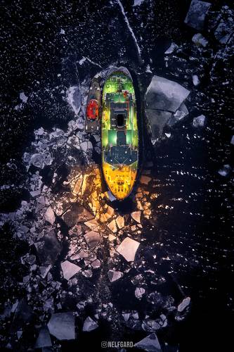 Скованные льдом