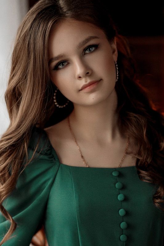 девушка, модель, портрет, фотосессия, студия, гламур, girl, model, modeling, young, portrait, творческий портрет, женский портрет, woman, young woman, glamour, постановка, постановочная фотография, fashion Настя фото превью