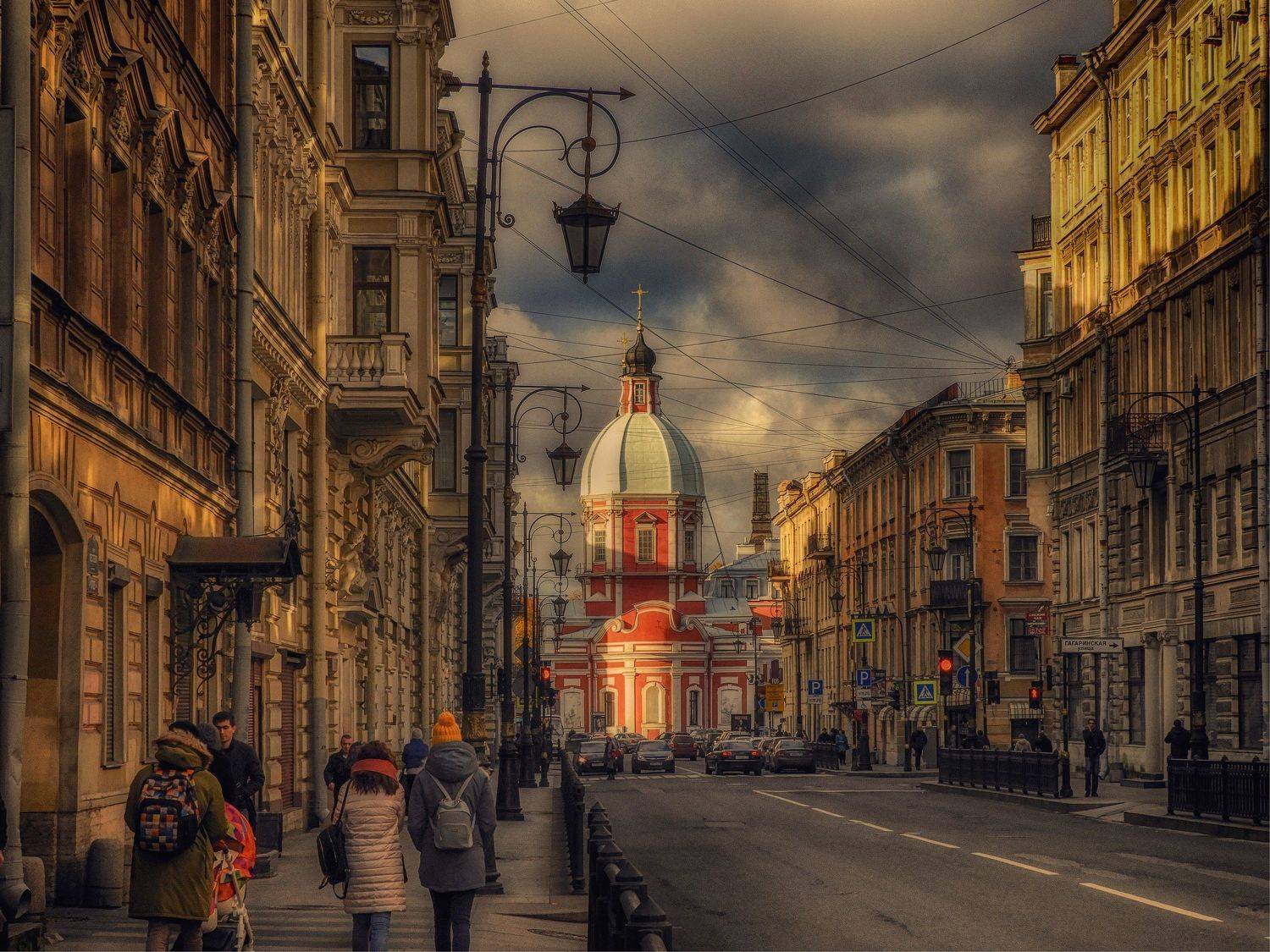 улица люди храм облака, Вера Петри