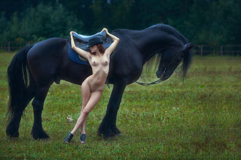 art nu,  photo, photography, eroticism, sexual, artistic erotica, girl, naked body, nude, nu, топлес, фотохудожники, художественная фотография, ретушь, эротика, ню, обнажённое тело, сексуальность, фотосессии в краснодаре Красавица и фриз фото превью