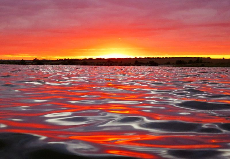 закат, вечер, пруд, солнце, отражение Кровавый закат. фото превью