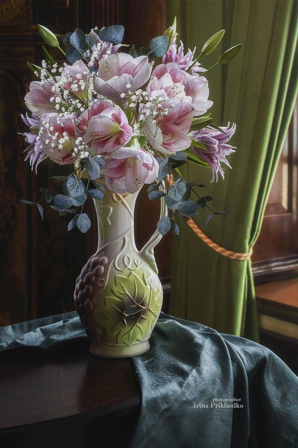 натюрморт, цветы, букеты, амариллис, интерьер, Приходько Ирина