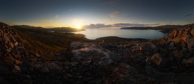 Солнце уходило в арктический закат фото превью